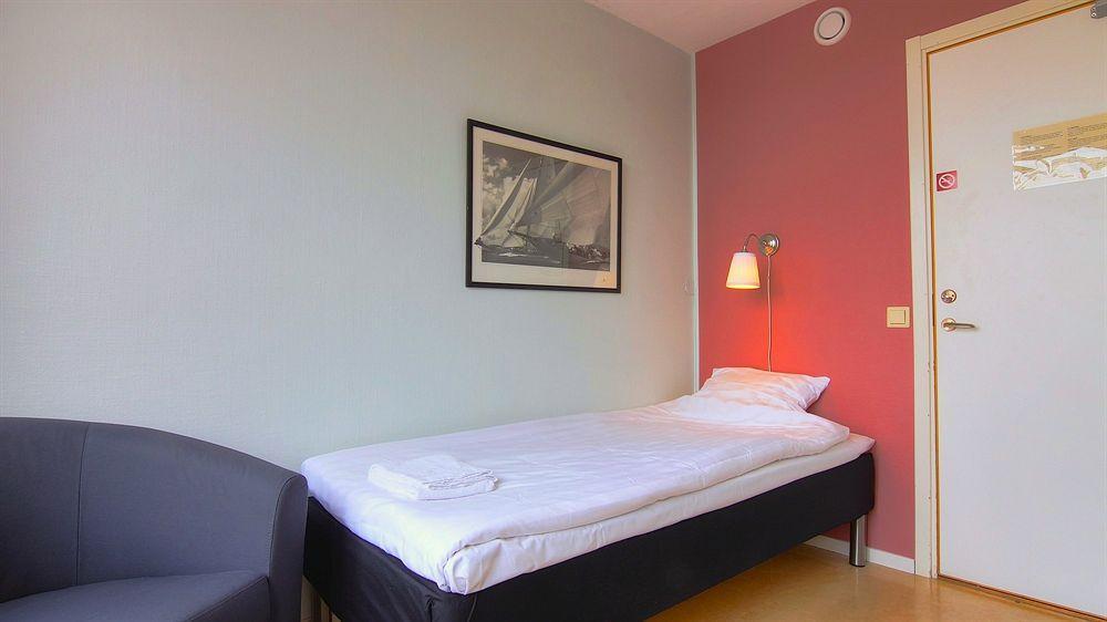 Masthuggsterrassens Hostel Gothenburg Exterior photo